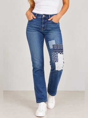 Charlie B Women’s Size 4 Patchwork Straight Leg Jeans Blue Denim